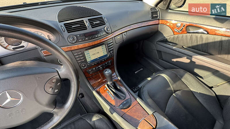 Седан Mercedes-Benz E-Class 2004 в Киеве