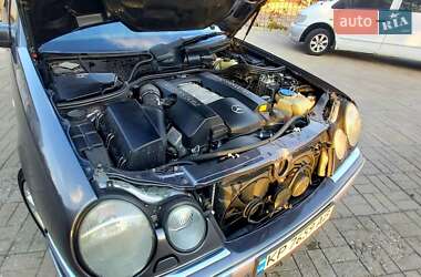 Седан Mercedes-Benz E-Class 1999 в 