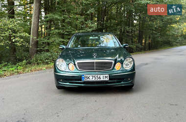 Седан Mercedes-Benz E-Class 2002 в 