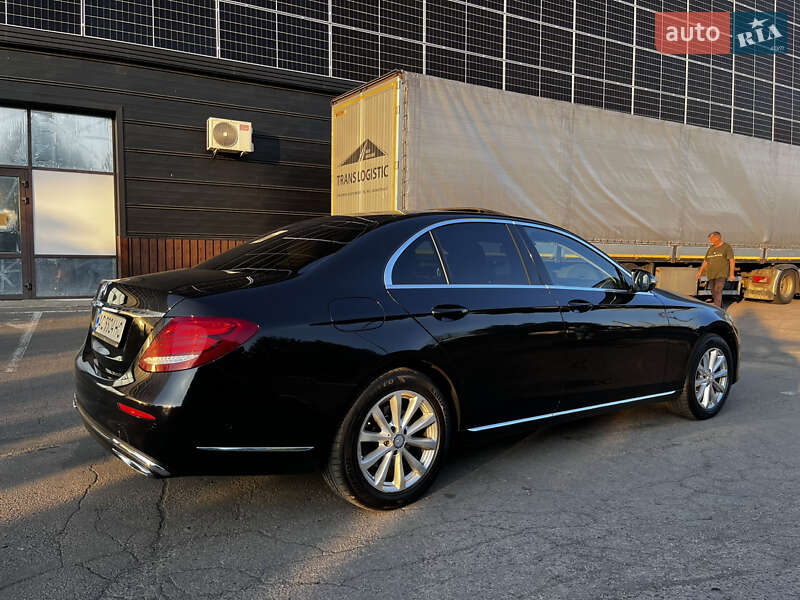 Седан Mercedes-Benz E-Class 2016 в Луцьку