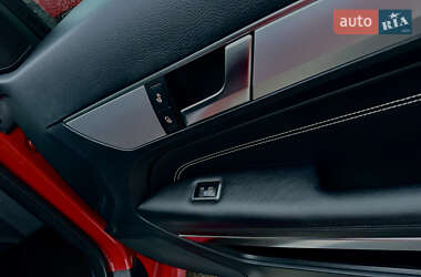 Купе Mercedes-Benz E-Class 2013 в 