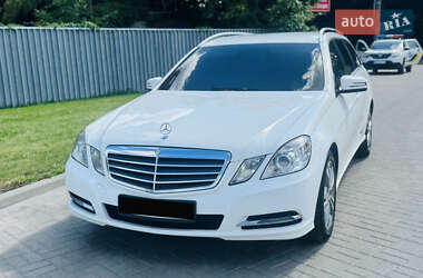 Универсал Mercedes-Benz E-Class 2012 в 