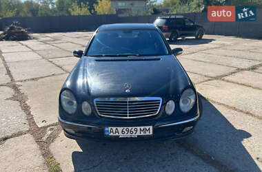 Седан Mercedes-Benz E-Class 2004 в Харькове