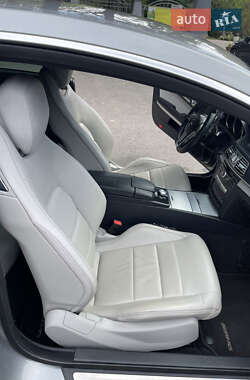 Купе Mercedes-Benz E-Class 2013 в 