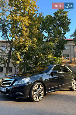 Седан Mercedes-Benz E-Class 2009 в Миколаєві