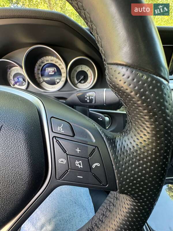 Седан Mercedes-Benz E-Class 2014 в Киеве