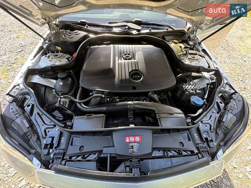 Седан Mercedes-Benz E-Class 2014 в Киеве
