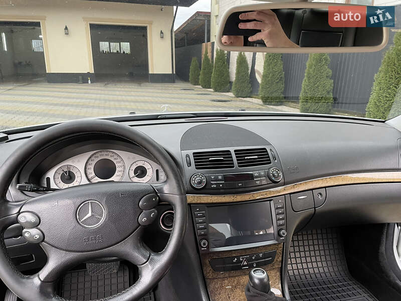 Седан Mercedes-Benz E-Class 2006 в Виноградове