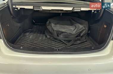 Седан Mercedes-Benz E-Class 2015 в 