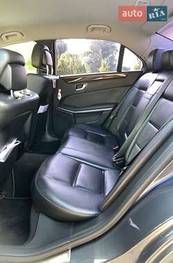Седан Mercedes-Benz E-Class 2012 в 