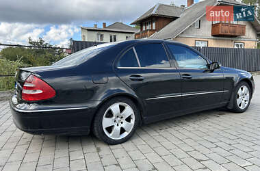 Седан Mercedes-Benz E-Class 2003 в 