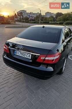 Седан Mercedes-Benz E-Class 2012 в 