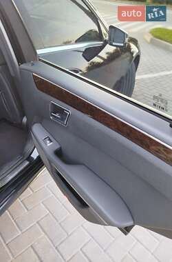 Седан Mercedes-Benz E-Class 2012 в 