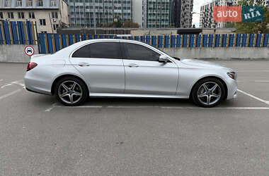 Седан Mercedes-Benz E-Class 2019 в 