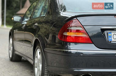 Седан Mercedes-Benz E-Class 2004 в 