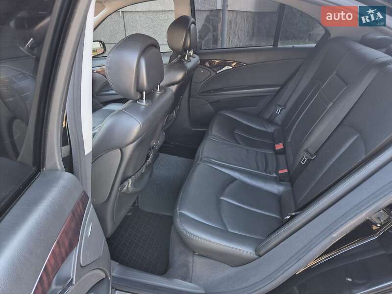 Седан Mercedes-Benz E-Class 2005 в Дунаївцях