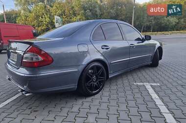 Седан Mercedes-Benz E-Class 2008 в 