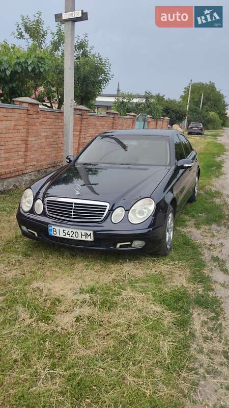Седан Mercedes-Benz E-Class 2003 в Харькове