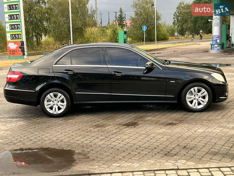 Седан Mercedes-Benz E-Class 2009 в Ковеле