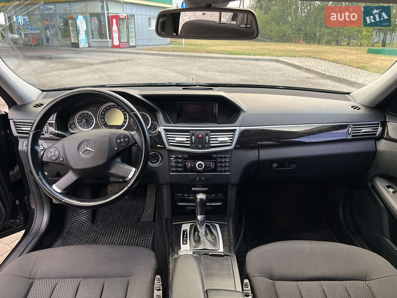 Седан Mercedes-Benz E-Class 2009 в Ковеле