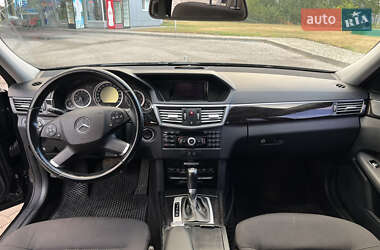 Седан Mercedes-Benz E-Class 2009 в 