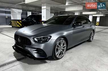 Седан Mercedes-Benz E-Class 2022 в 