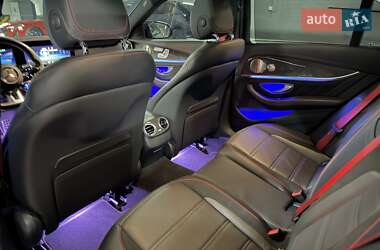 Седан Mercedes-Benz E-Class 2022 в 