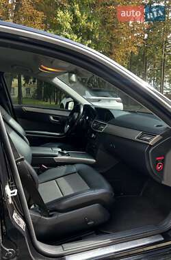 Седан Mercedes-Benz E-Class 2012 в 