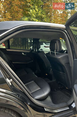 Седан Mercedes-Benz E-Class 2012 в 