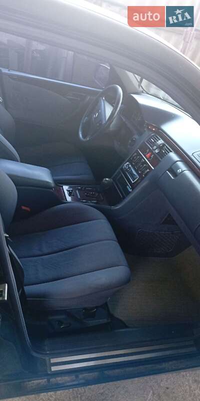 Седан Mercedes-Benz E-Class 1999 в Сумах фото 5 Седан Mercedes-Benz E-Class 1999 в Сумах