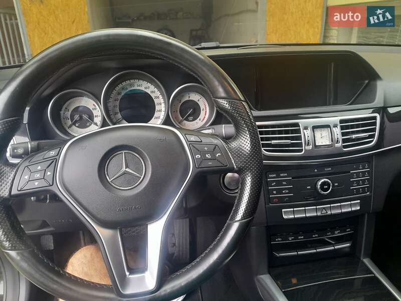 Седан Mercedes-Benz E-Class 2015 в Дрогобичі