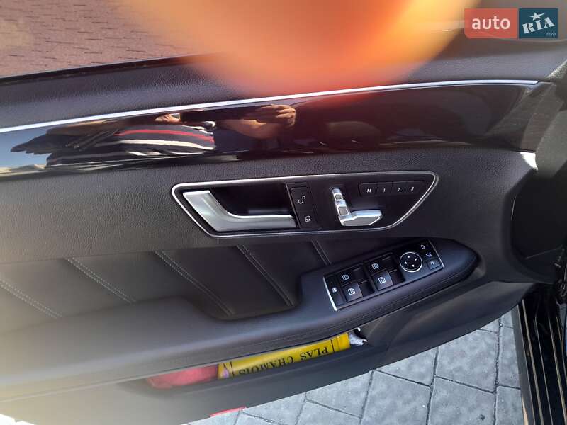 Седан Mercedes-Benz E-Class 2015 в Дрогобичі