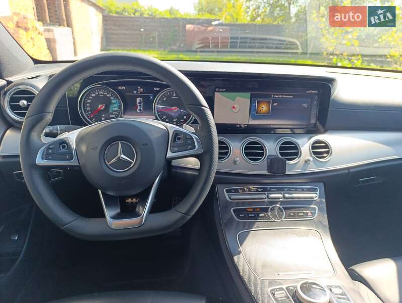 Седан Mercedes-Benz E-Class 2018 в Хмельницком