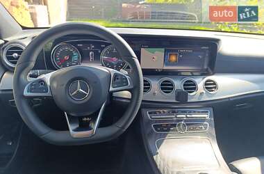 Седан Mercedes-Benz E-Class 2018 в 