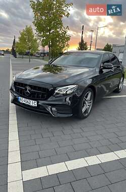 Седан Mercedes-Benz E-Class 2016 в 