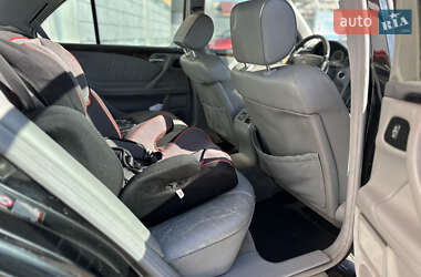 Седан Mercedes-Benz E-Class 2000 в 