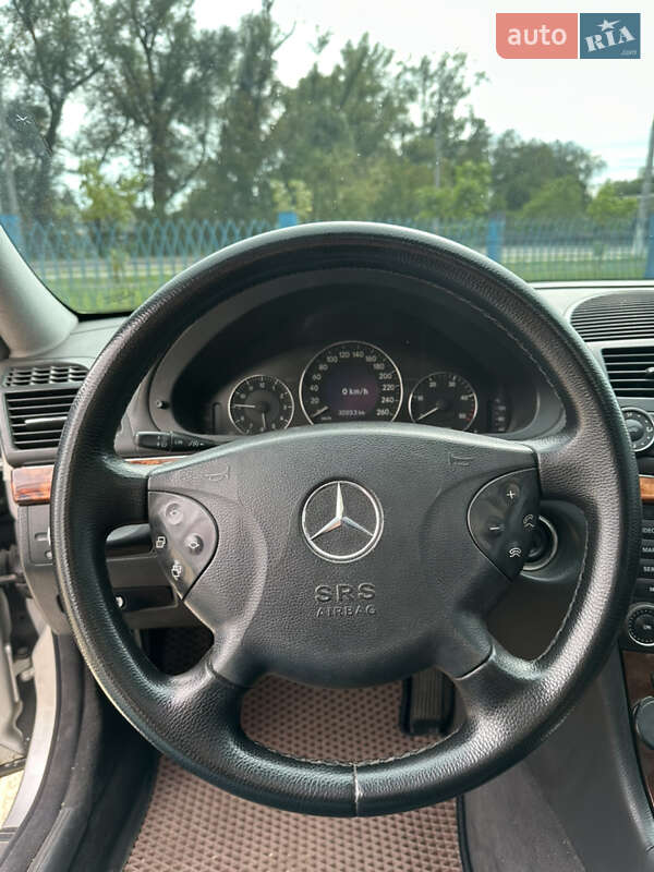 Универсал Mercedes-Benz E-Class 2003 в Черновцах