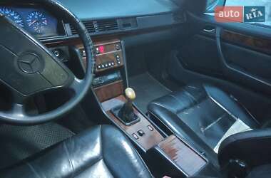 Купе Mercedes-Benz E-Class 1994 в 