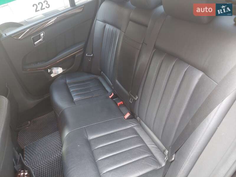 Седан Mercedes-Benz E-Class 2010 в Запорожье