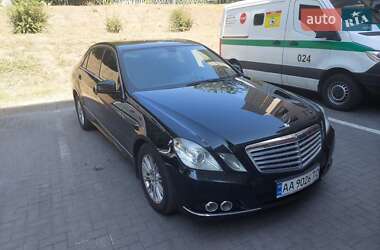 Седан Mercedes-Benz E-Class 2010 в Запоріжжі