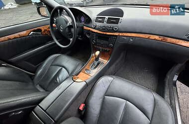 Универсал Mercedes-Benz E-Class 2004 в 