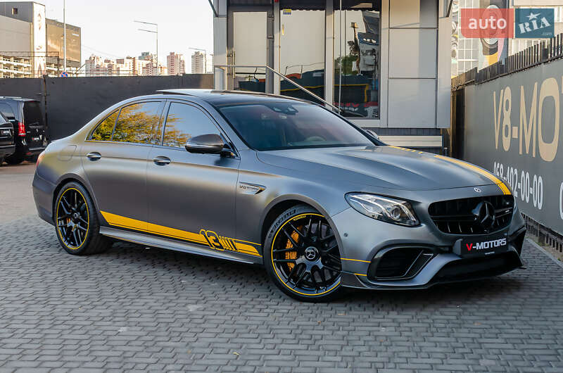 Седан Mercedes-Benz E-Class 2018 в 
