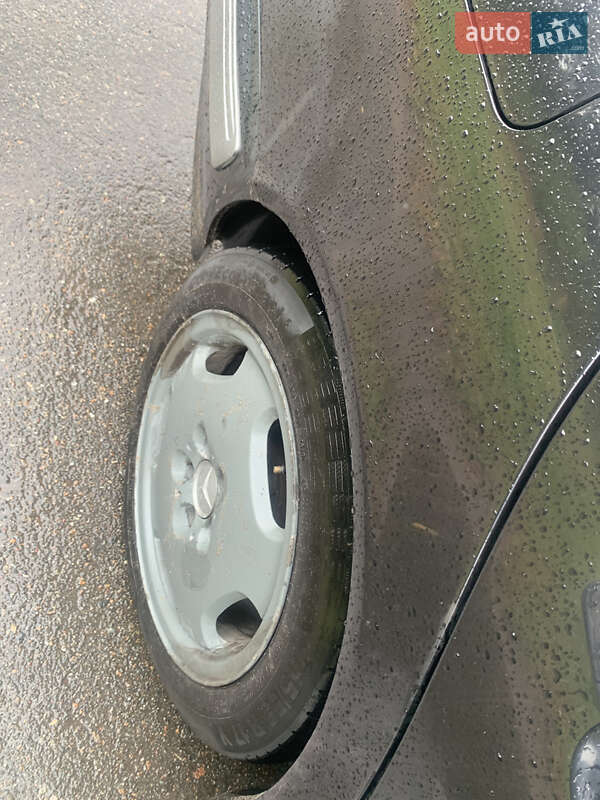 Седан Mercedes-Benz E-Class 2000 в Андрушівці фото 7 Седан Mercedes-Benz E-Class 2000 в Андрушівці