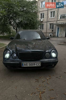 Седан Mercedes-Benz E-Class 1999 в Кривому Розі