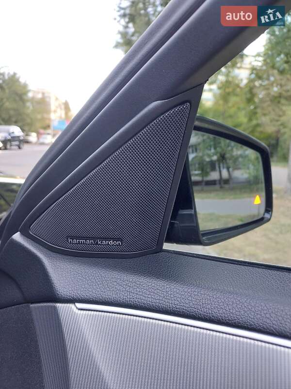 Седан Mercedes-Benz E-Class 2013 в Києві