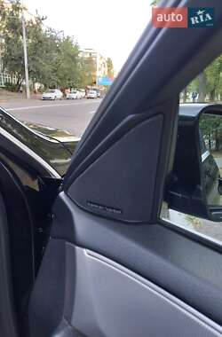 Седан Mercedes-Benz E-Class 2013 в 