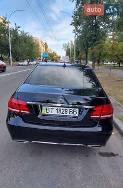 Седан Mercedes-Benz E-Class 2013 в 