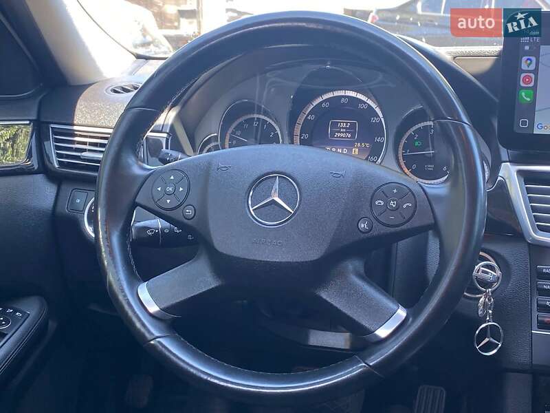 Универсал Mercedes-Benz E-Class 2010 в Киеве
