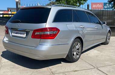 Універсал Mercedes-Benz E-Class 2010 в 
