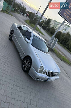 Седан Mercedes-Benz E-Class 1999 в 